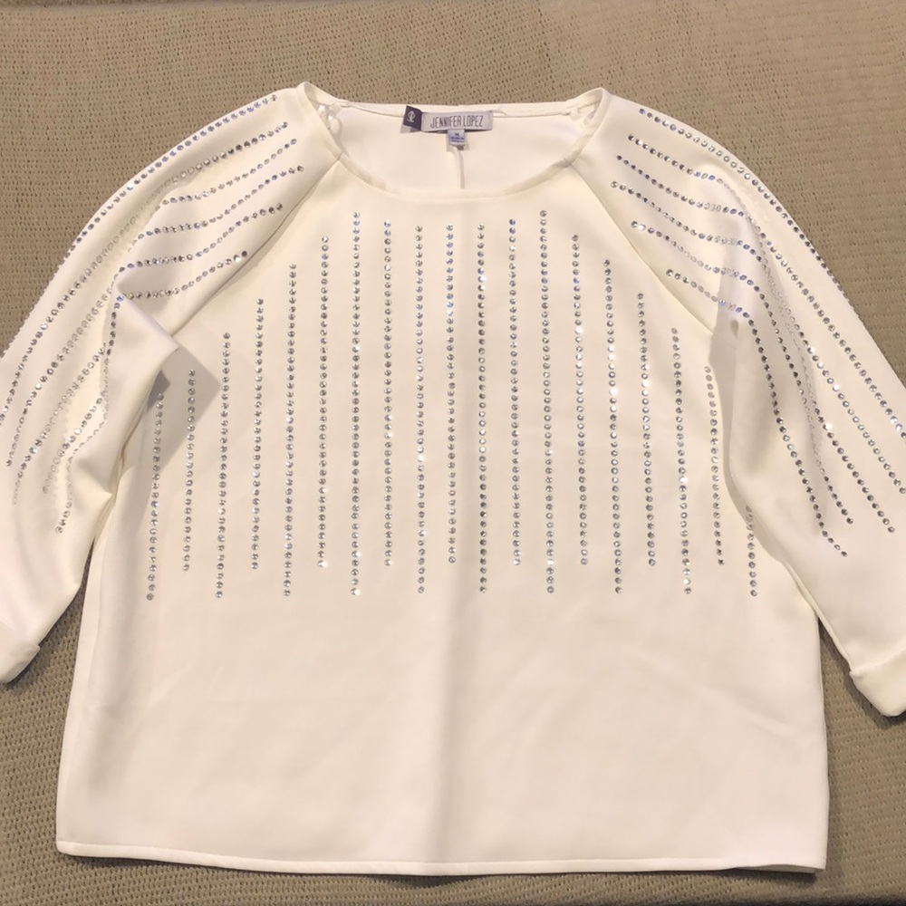 Jennifer Lopez white bejeweled top 💎